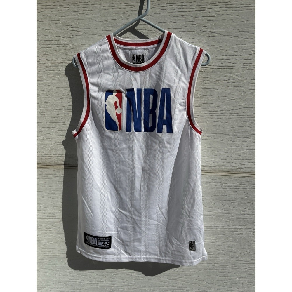 Mens NBA White Short Sleeve Basketball Jersey Size Small Logo